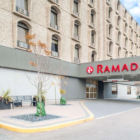 מלון Ramada By Wyndham ססקאטון מראה חיצוני תמונה